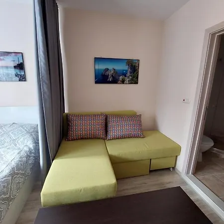 студио под наем, аполон 9 Appartamento
